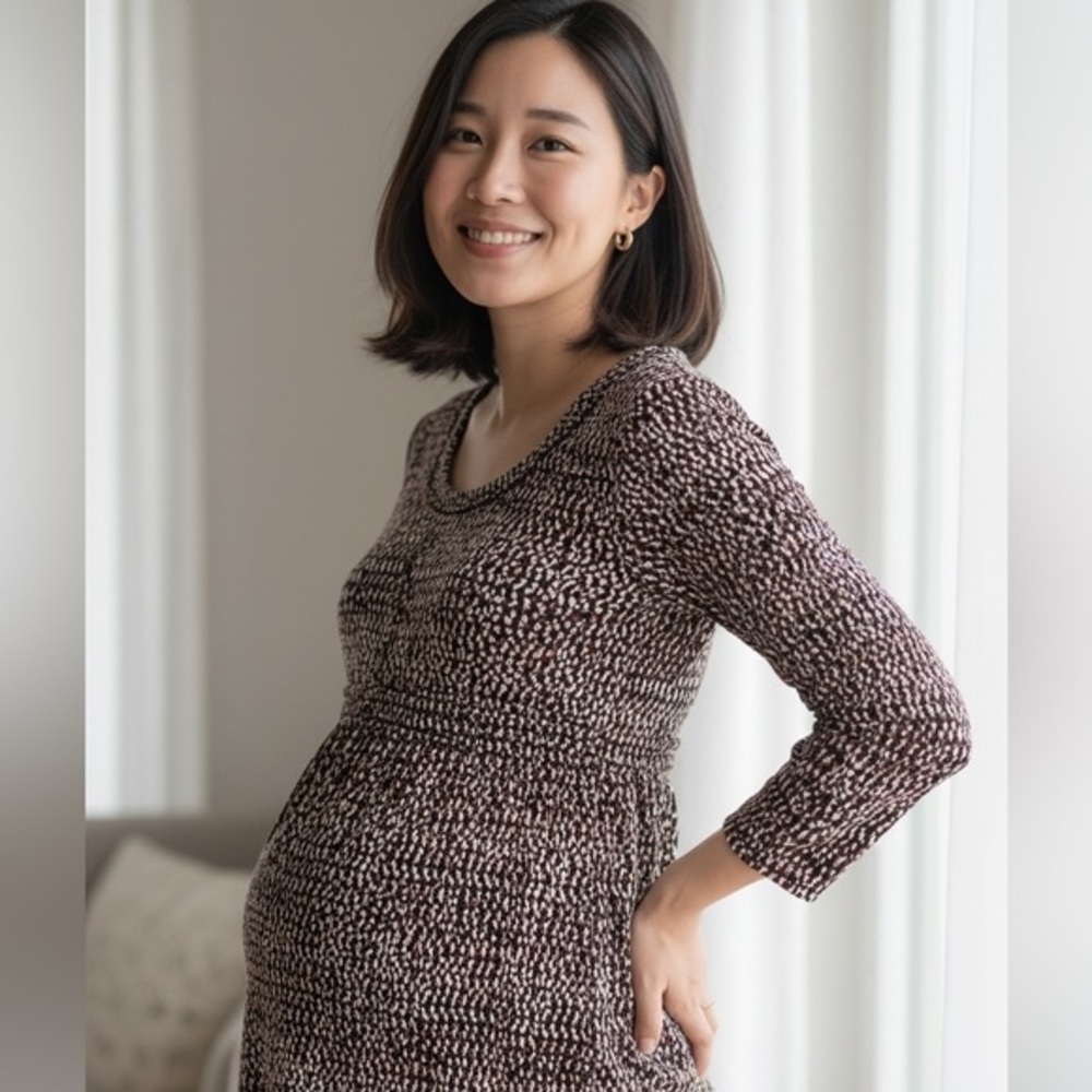 Two hearts maternity black top in size maternity xlg